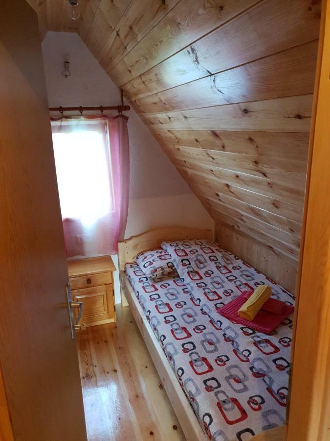 Apartmani Mir Жабляк Екстер'єр фото
