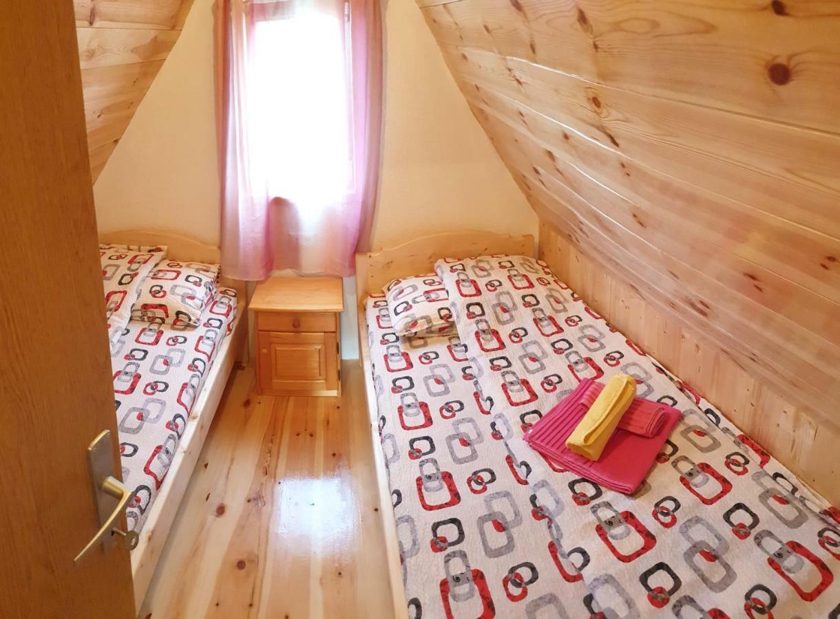 Apartmani Mir Жабляк Екстер'єр фото