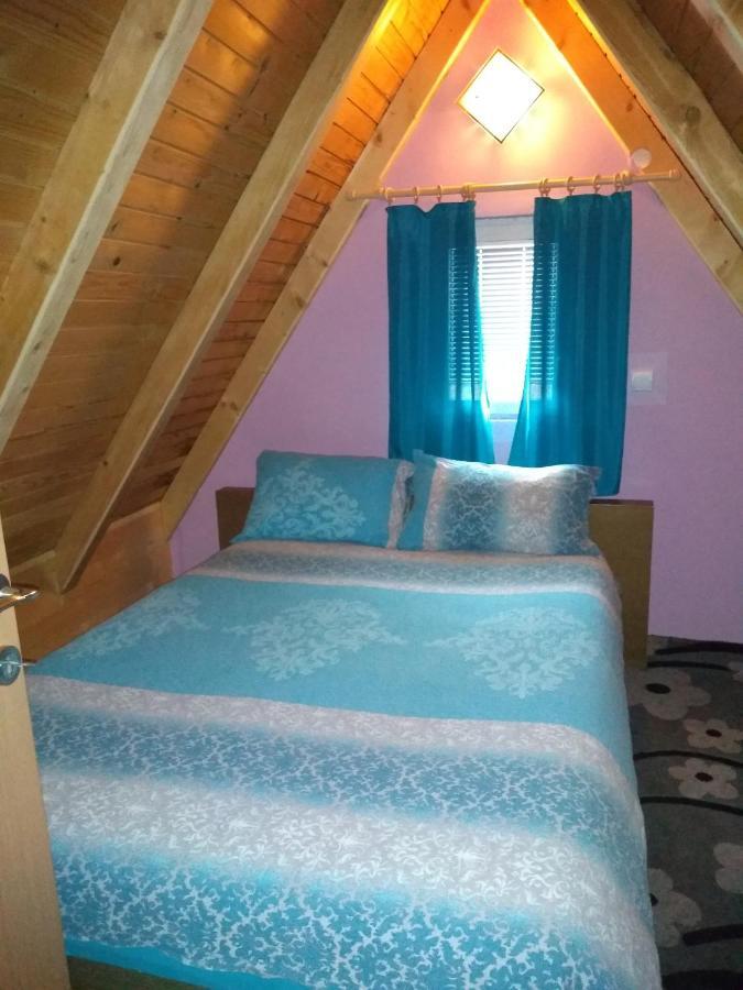 Apartmani Mir Жабляк Екстер'єр фото